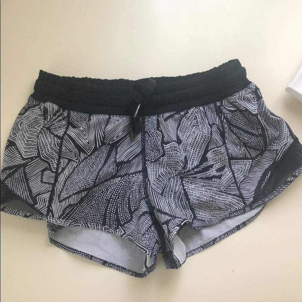 Lulu lemon running shorts
